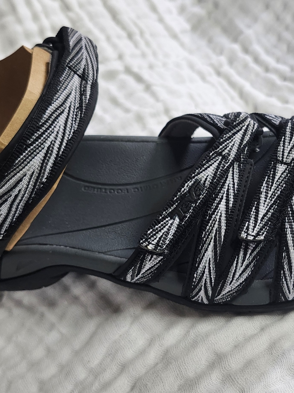 Teva Women's Tirra Size 8 Black Gray White Strappy Sandals - Water Shoes - Picture 5 of 10